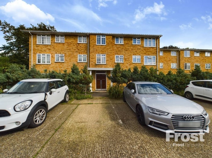 Images for Staines-upon-Thames, Surrey EAID:2640919782 BID:STA