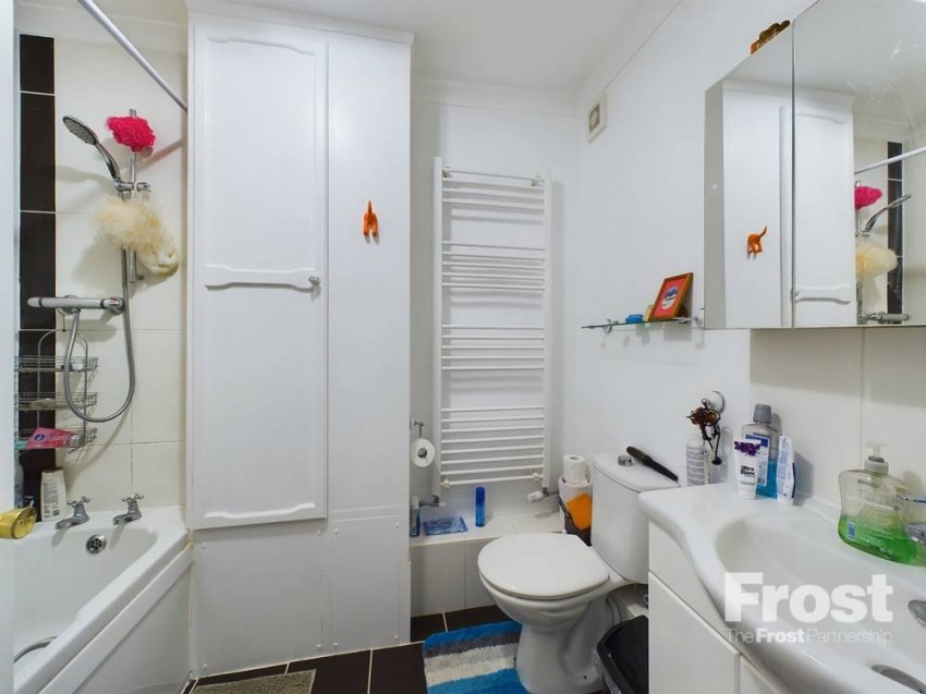 Images for Staines-Upon-Thames, Middlesex EAID:2640919782 BID:STA