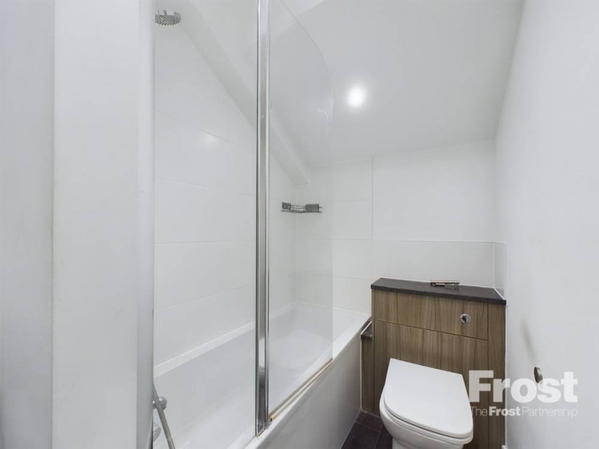 Images for Staines-upon-Thames, Surrey EAID:2640919782 BID:STA