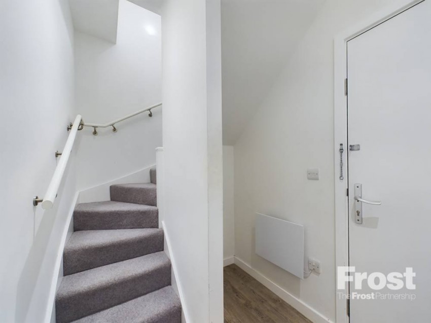 Images for Staines-upon-Thames, Surrey EAID:2640919782 BID:STA