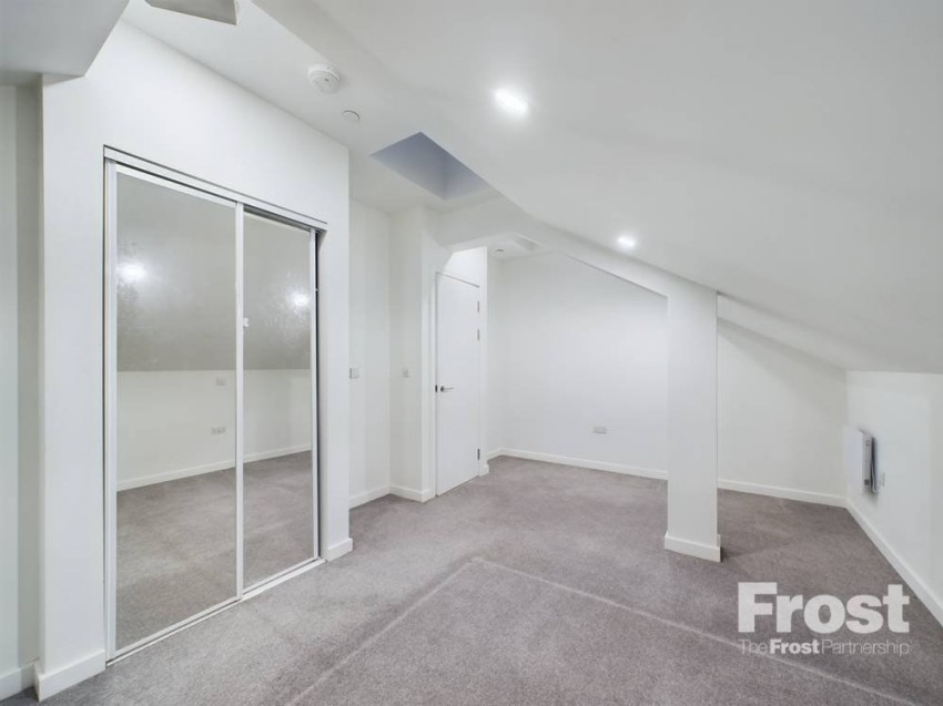 Images for Staines-upon-Thames, Surrey EAID:2640919782 BID:STA