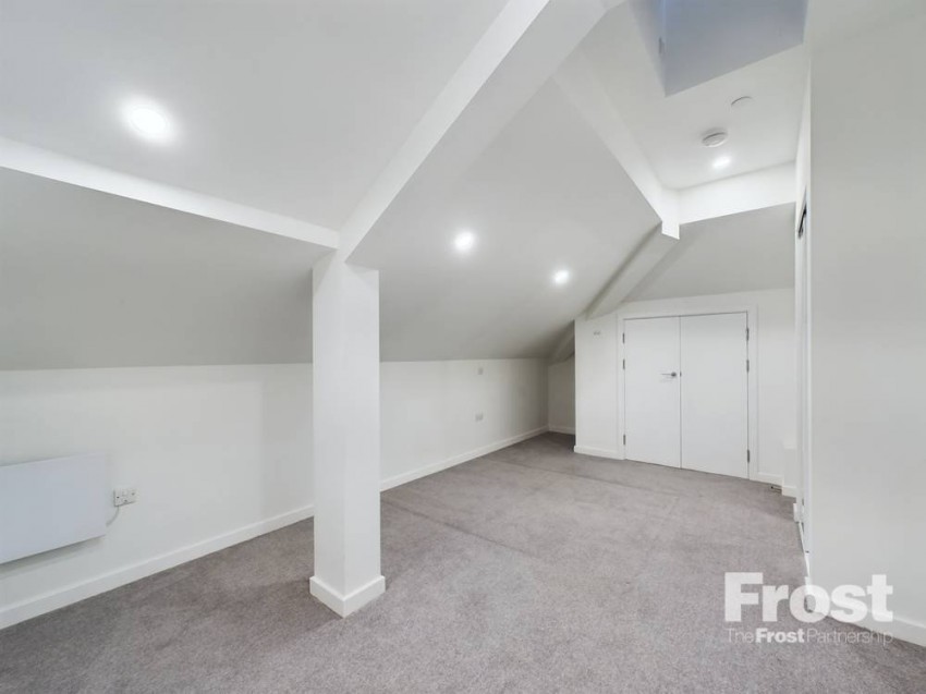 Images for Staines-upon-Thames, Surrey EAID:2640919782 BID:STA