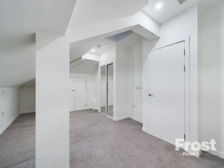 Images for Staines-upon-Thames, Surrey EAID:2640919782 BID:STA