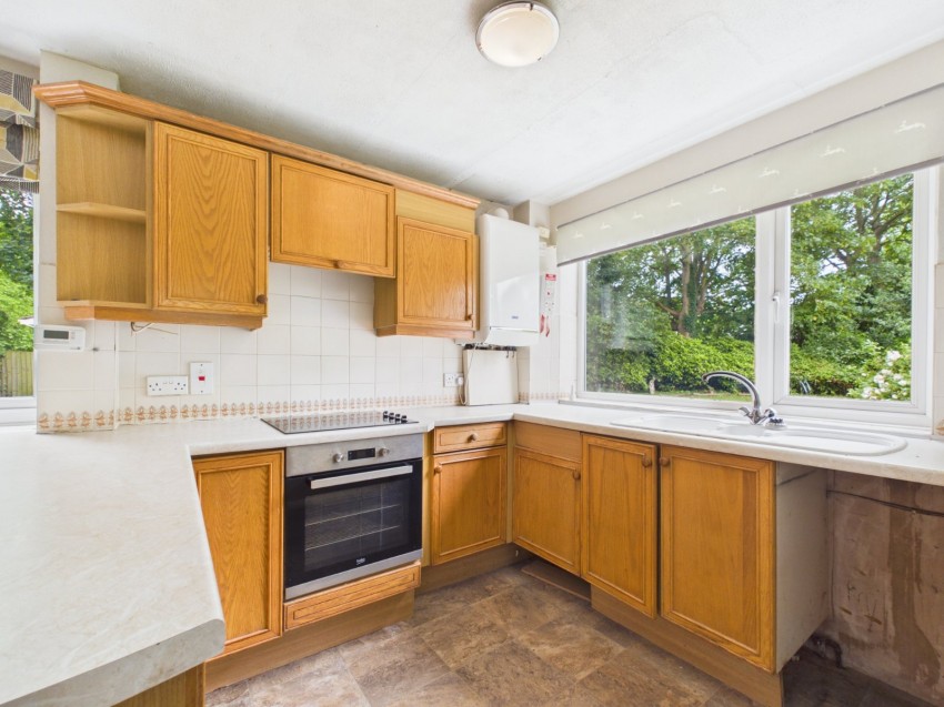 Images for Staines-upon-Thames, Surrey EAID:2640919782 BID:STA