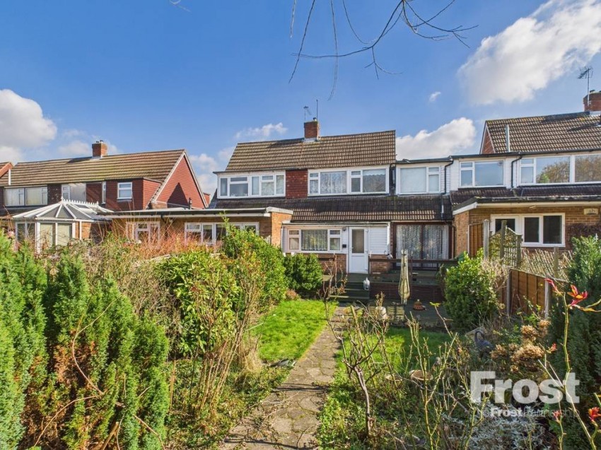 Images for Staines-upon-Thames, Surrey EAID:2640919782 BID:STA