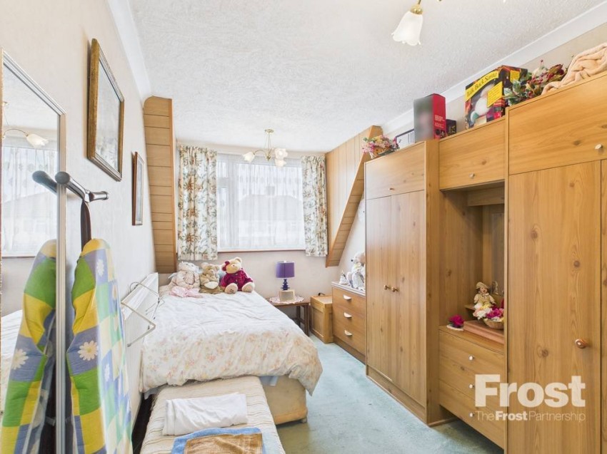 Images for Staines-upon-Thames, Surrey EAID:2640919782 BID:STA