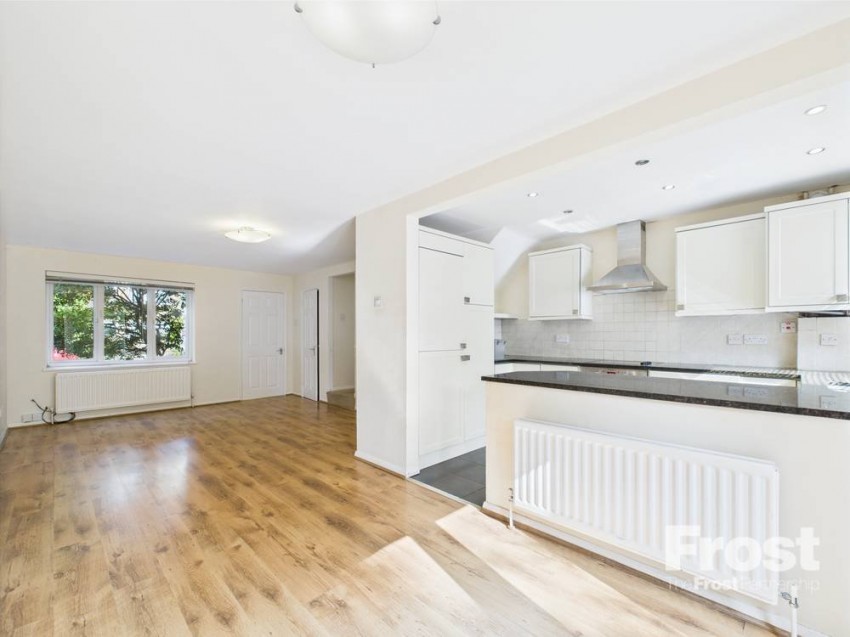 Images for Staines, Middlesex EAID:2640919782 BID:STA