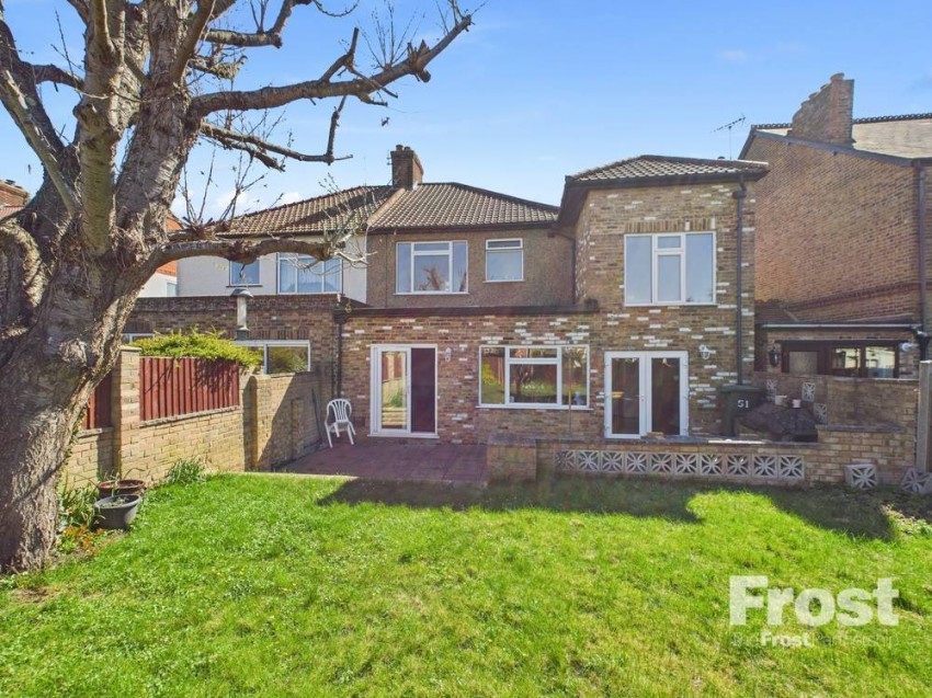 Images for Staines-upon-Thames, Surrey EAID:2640919782 BID:STA