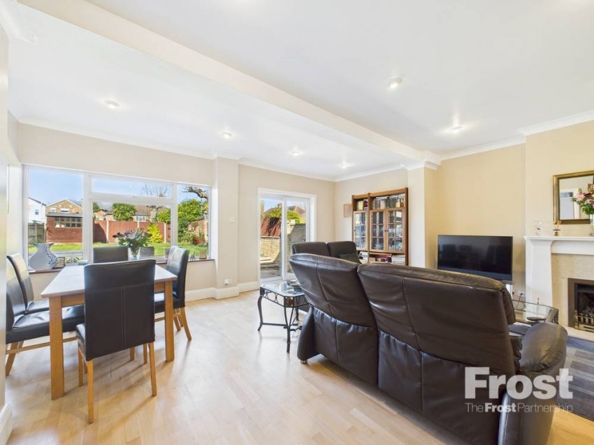 Images for Staines-upon-Thames, Surrey EAID:2640919782 BID:STA