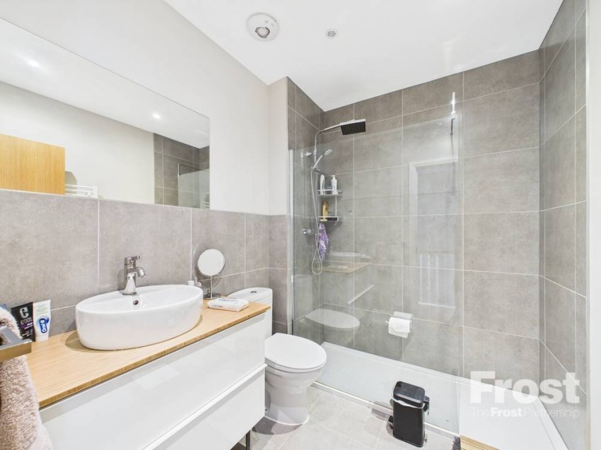 Images for Englefield Green, Egham, Surrey EAID:2640919782 BID:STA