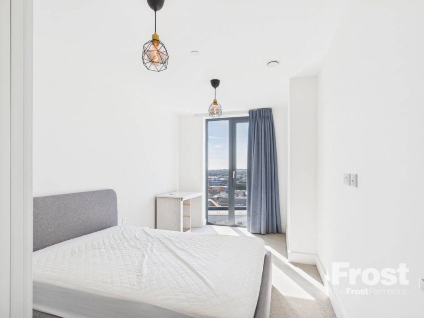 Images for Staines-upon-Thames, Surrey EAID:2640919782 BID:STA