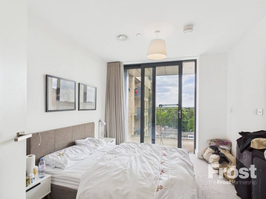 Images for Staines-upon-Thames, Surrey EAID:2640919782 BID:STA