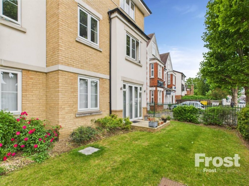 Images for Staines-upon-Thames, Surrey EAID:2640919782 BID:STA