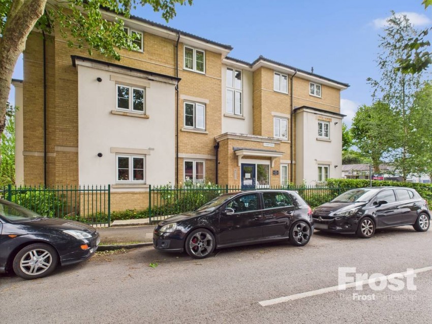 Images for Staines-upon-Thames, Surrey EAID:2640919782 BID:STA