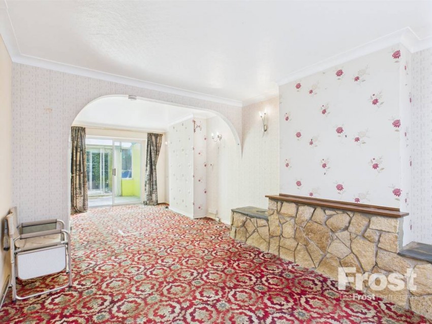 Images for Staines-upon-Thames, Surrey EAID:2640919782 BID:STA