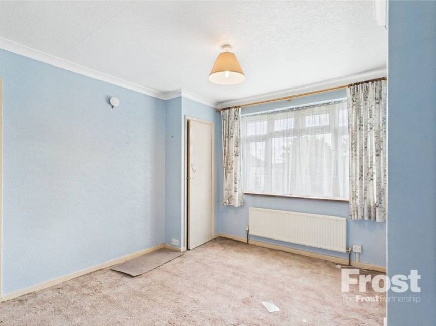 Images for Staines-upon-Thames, Surrey EAID:2640919782 BID:STA