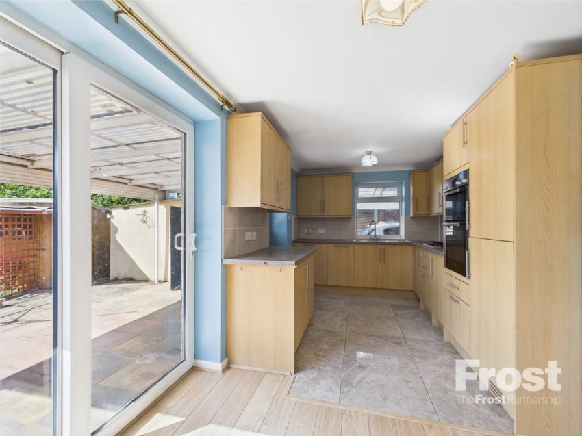 Images for Staines-upon-Thames, Surrey EAID:2640919782 BID:STA