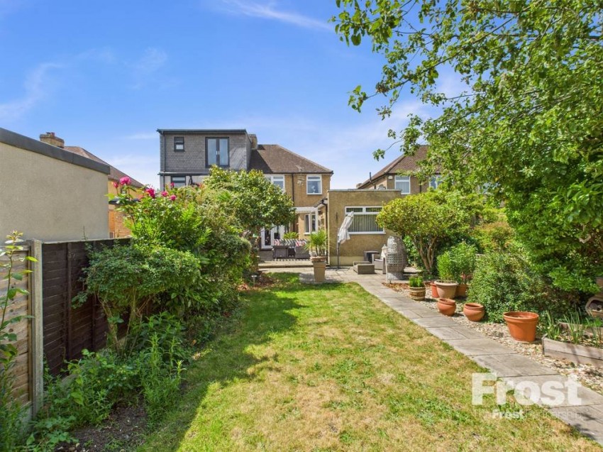 Images for Staines-upon-Thames, Surrey EAID:2640919782 BID:STA