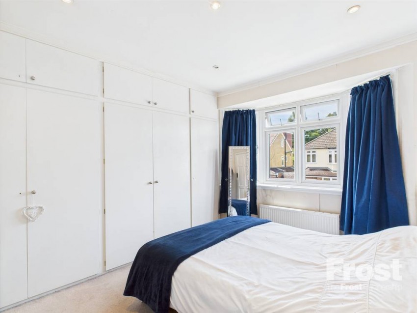 Images for Staines-upon-Thames, Surrey EAID:2640919782 BID:STA
