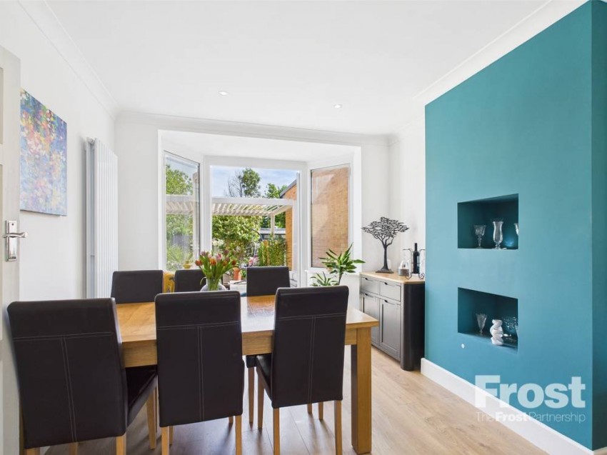 Images for Staines-upon-Thames, Surrey EAID:2640919782 BID:STA