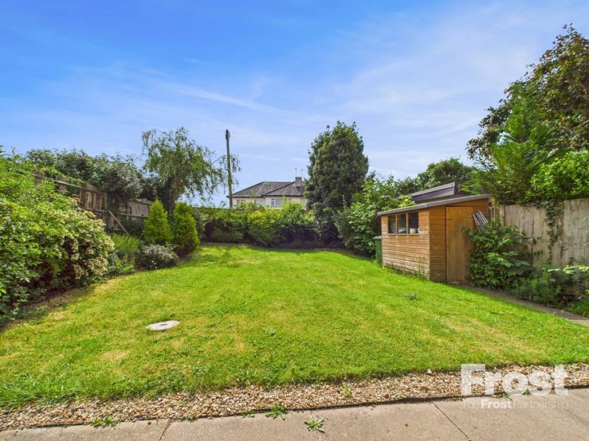 Images for Staines-upon-Thames, Surrey EAID:2640919782 BID:STA