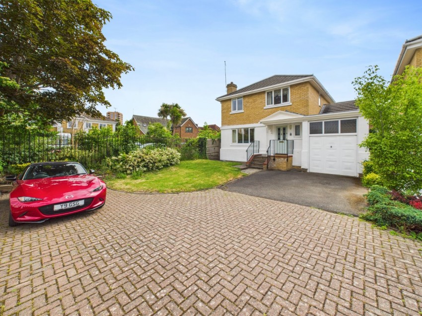 Images for Staines-upon-Thames, Surrey EAID:2640919782 BID:STA