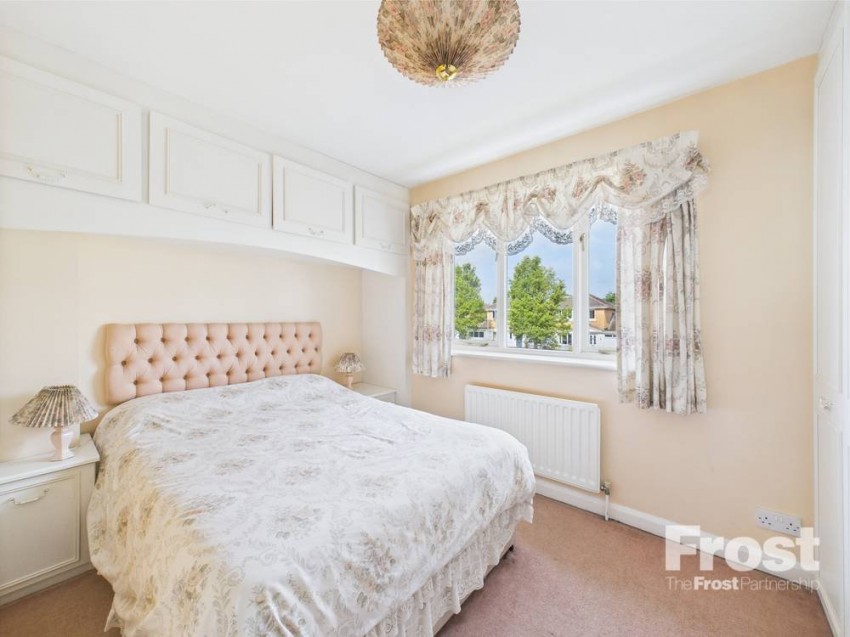 Images for Staines-upon-Thames, Surrey EAID:2640919782 BID:STA
