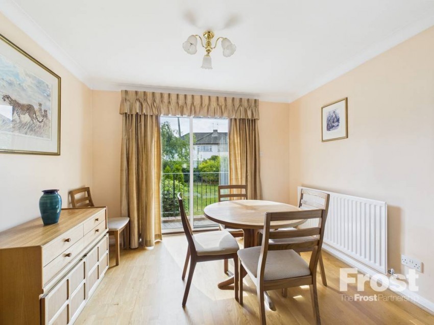 Images for Staines-upon-Thames, Surrey EAID:2640919782 BID:STA