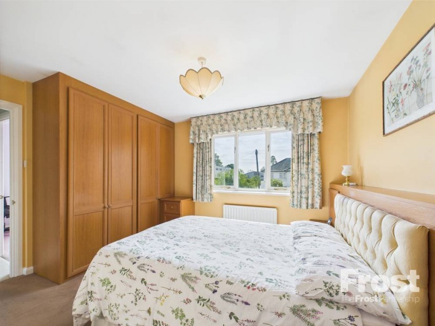 Images for Staines-upon-Thames, Surrey EAID:2640919782 BID:STA