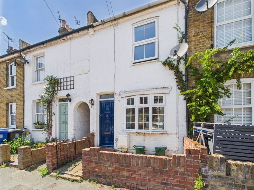 Images for Staines-upon-Thames, Surrey EAID:2640919782 BID:STA