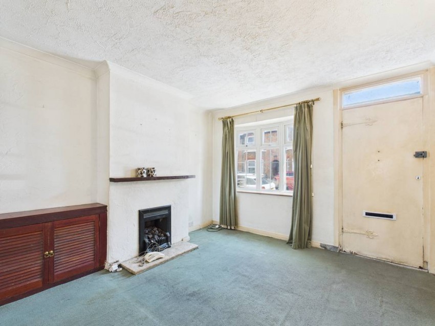 Images for Staines-upon-Thames, Surrey EAID:2640919782 BID:STA