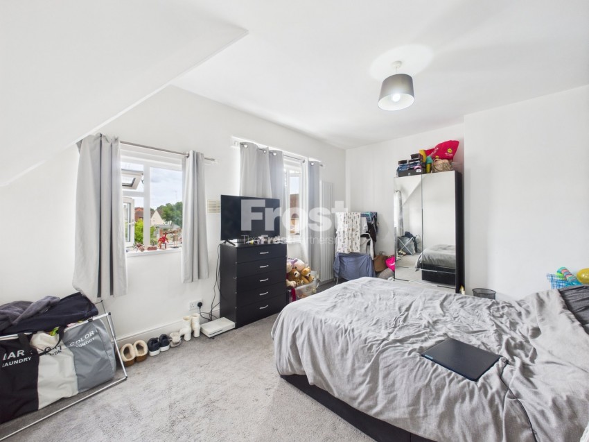Images for Stanwell, Staines-upon-Thames, Surrey EAID:2640919782 BID:ASH