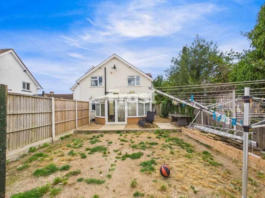 Images for Stanwell, Staines-upon-Thames, Surrey EAID:2640919782 BID:ASH