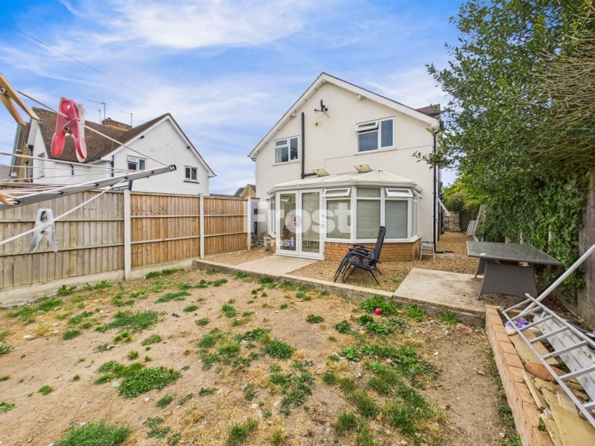 Images for Stanwell, Staines-upon-Thames, Surrey EAID:2640919782 BID:ASH