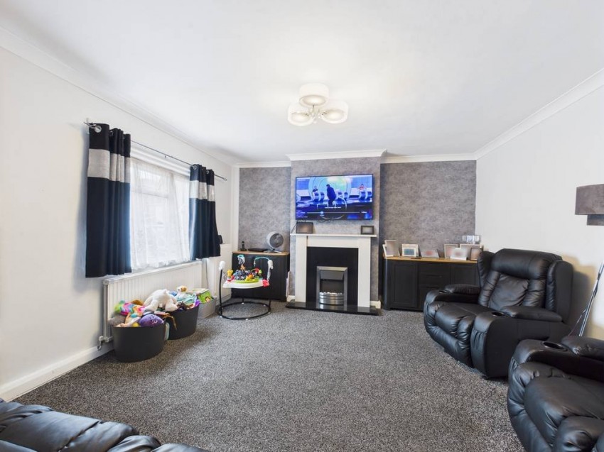 Images for Stanwell, Staines-upon-Thames, Surrey EAID:2640919782 BID:ASH