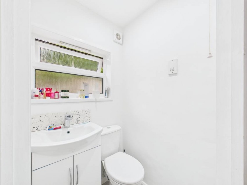 Images for Stanwell, Staines-upon-Thames, Surrey EAID:2640919782 BID:ASH