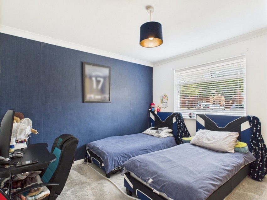 Images for Staines-upon-Thames, Surrey EAID:2640919782 BID:STA