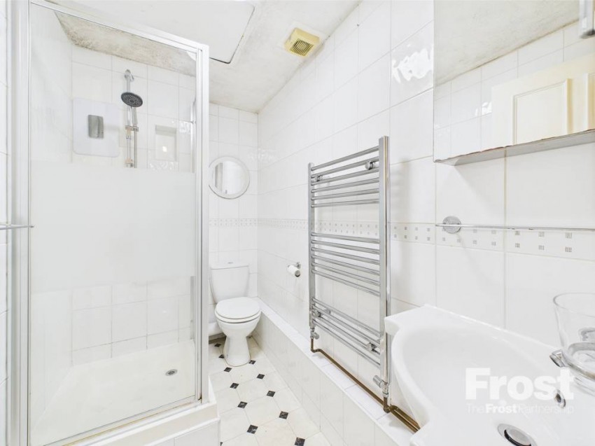 Images for Moormede Crescent, Staines-upon-Thames, Surrey EAID:2640919782 BID:STA