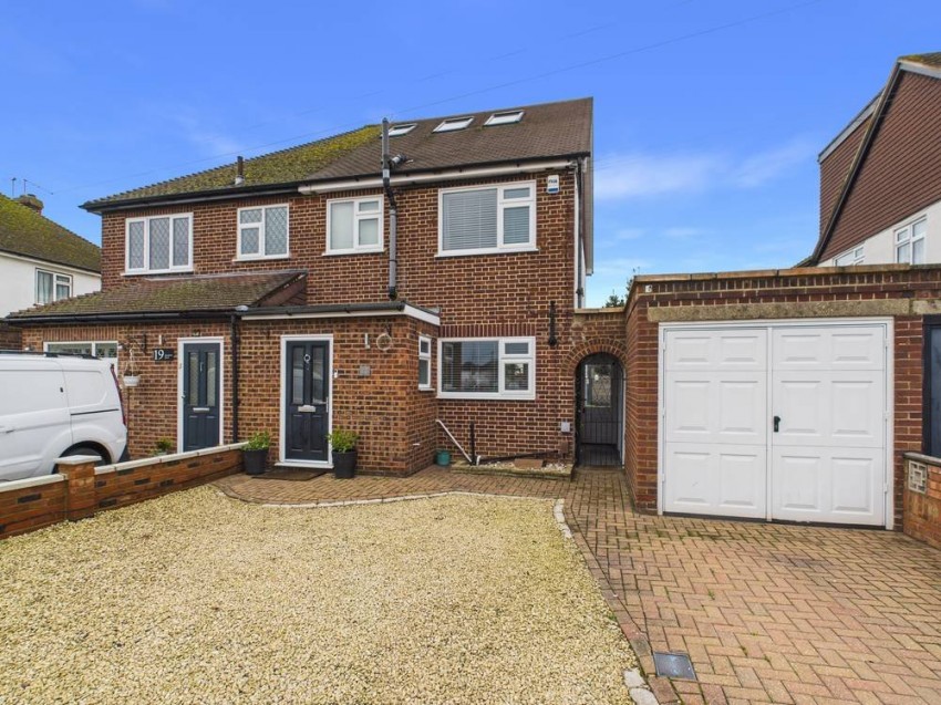 Images for Staines-upon-Thames, Surrey EAID:2640919782 BID:STA