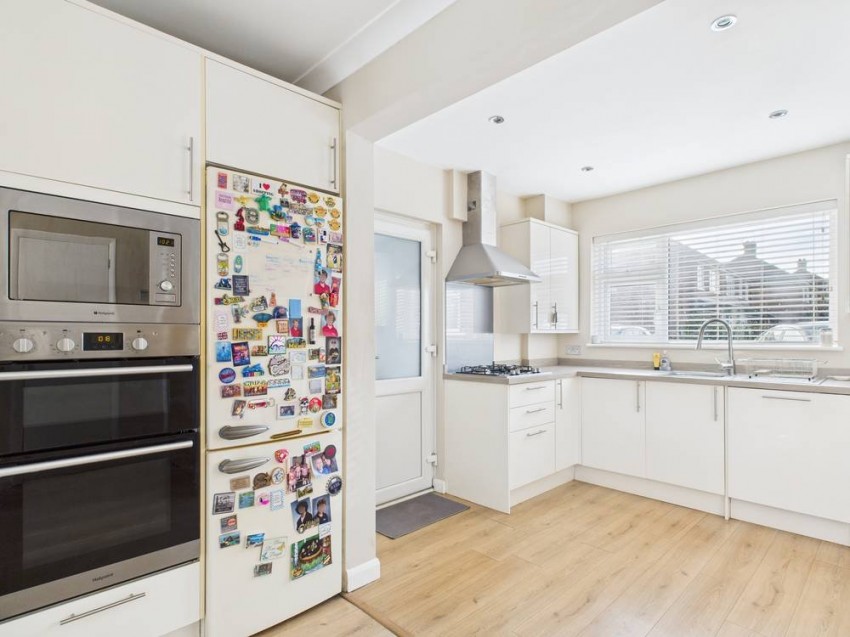 Images for Staines-upon-Thames, Surrey EAID:2640919782 BID:STA