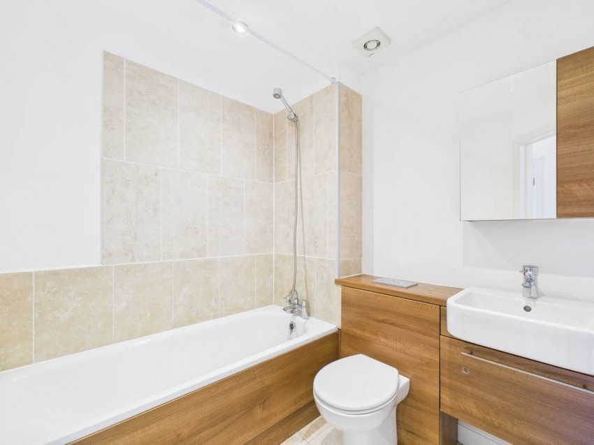 Images for Gresham Road, Staines-Upon-Thames, Surrey EAID:2640919782 BID:STL