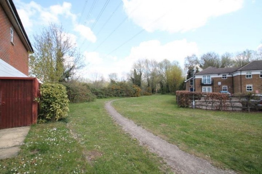 Images for Wraysbury, Berkshire EAID:2640919782 BID:WRA