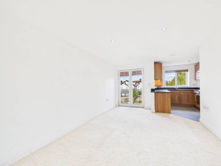 Images for Gresham Road, Staines-Upon-Thames, Surrey EAID:2640919782 BID:STA