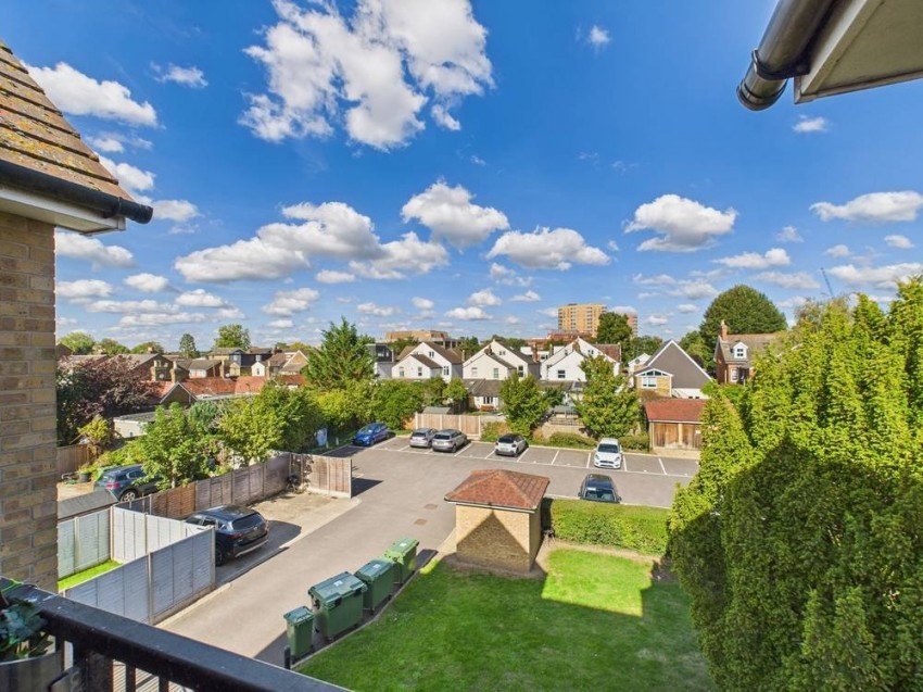 Images for Gresham Road, Staines-Upon-Thames, Surrey EAID:2640919782 BID:STA