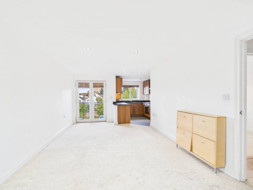 Images for Gresham Road, Staines-Upon-Thames, Surrey EAID:2640919782 BID:STA