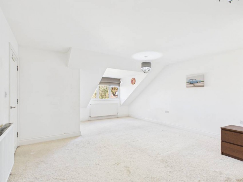 Images for Gresham Road, Staines-Upon-Thames, Surrey EAID:2640919782 BID:STA