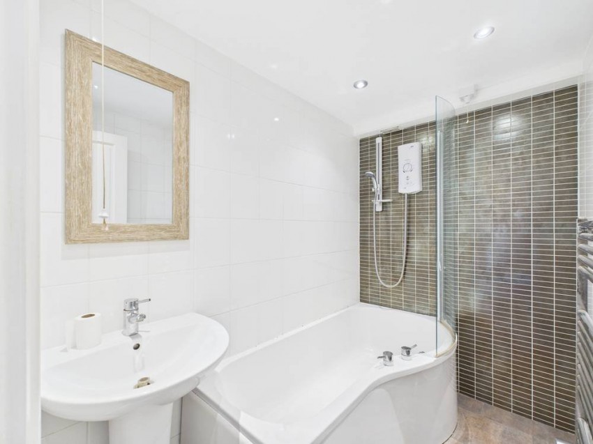Images for Edgell Road, Staines-Upon-Thames, Middlesex EAID:2640919782 BID:STA