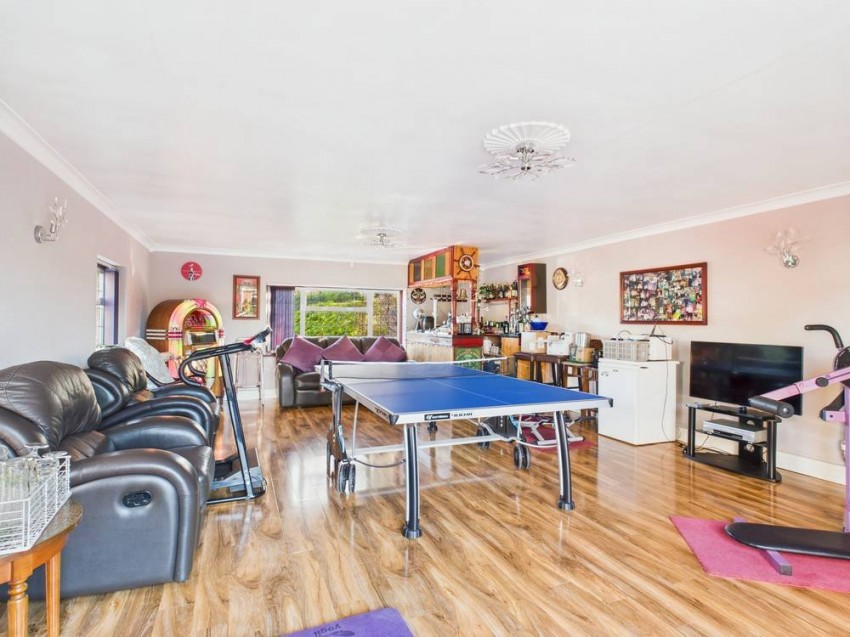 Images for Stanwell, Surrey EAID:2640919782 BID:STA