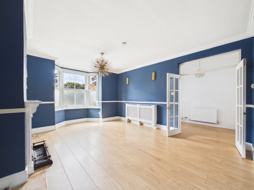 Images for Staines-upon-Thames, Surrey EAID:2640919782 BID:STA