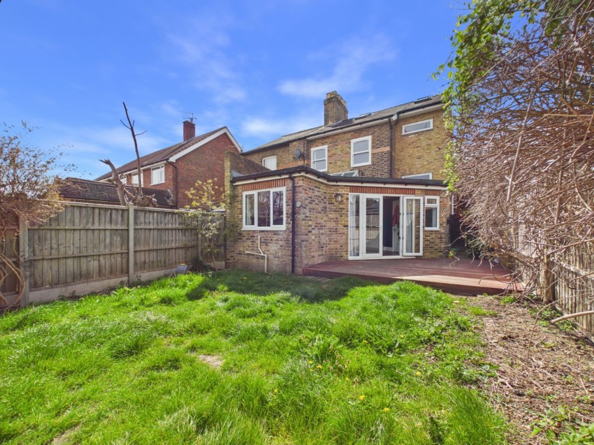 Images for Staines-upon-Thames, Surrey EAID:2640919782 BID:STA